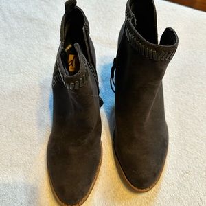 DV8 Jace Heeled Bootie 8.5